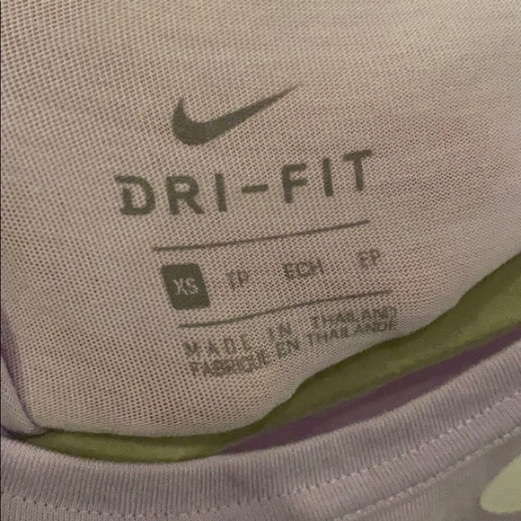 Nike Girls Athletic Tank! 💜 - Picture 2 of 3